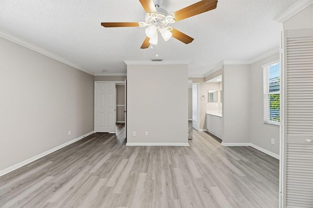 5477 NW 44th Way, Coconut Creek, FL 33073