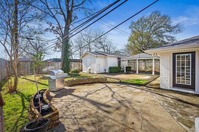 4513 Libbey Lane, Houston, TX 77092