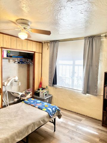2820 W 8th Street NW, Albuquerque, NM 87107