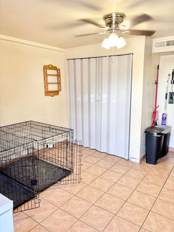 2820 W 8th Street NW, Albuquerque, NM 87107