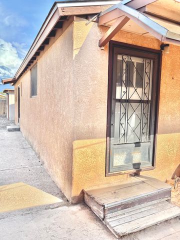 2820 W 8th Street NW, Albuquerque, NM 87107