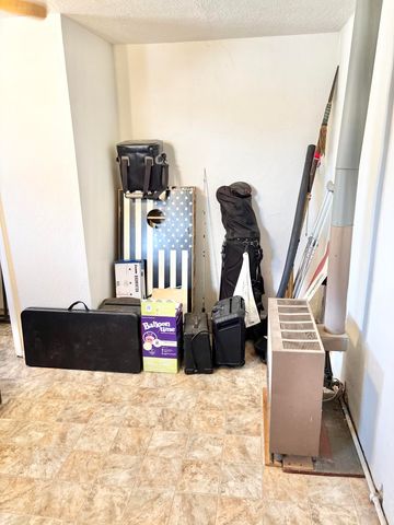 2820 W 8th Street NW, Albuquerque, NM 87107