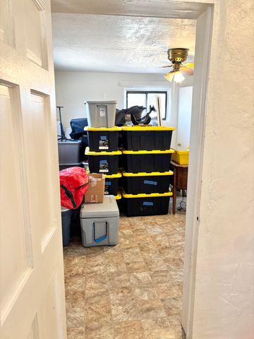 2820 W 8th Street NW, Albuquerque, NM 87107