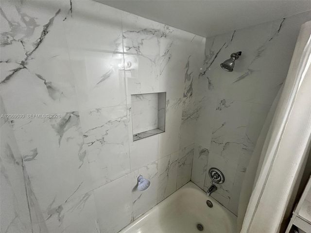 815 SW 30th Street J, Fort Lauderdale, FL 33315