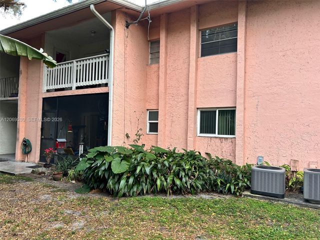 815 SW 30th Street J, Fort Lauderdale, FL 33315