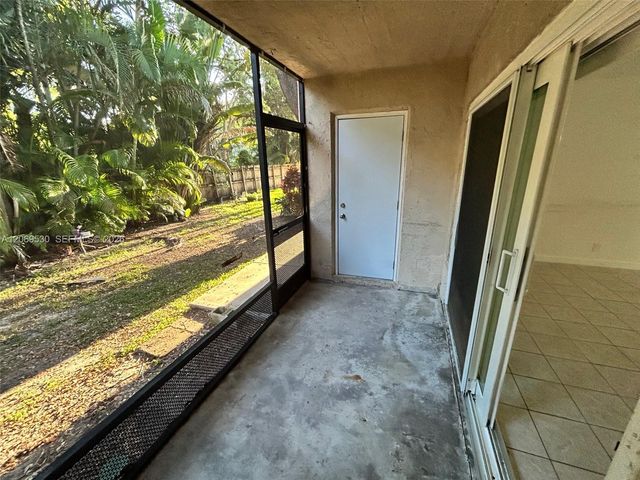 815 SW 30th Street J, Fort Lauderdale, FL 33315