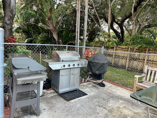 815 SW 30th Street J, Fort Lauderdale, FL 33315