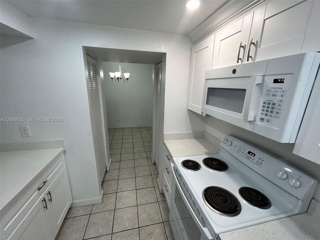 815 SW 30th Street J, Fort Lauderdale, FL 33315
