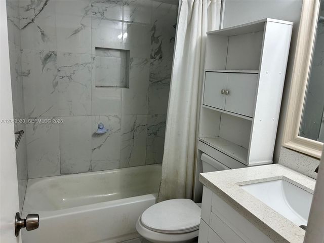 815 SW 30th Street J, Fort Lauderdale, FL 33315