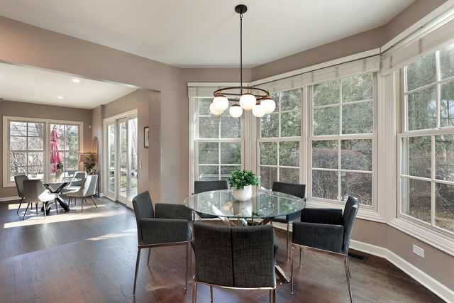 1301 Wendy Drive, Northbrook, IL 60062
