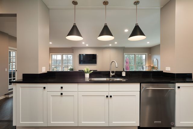 1301 Wendy Drive, Northbrook, IL 60062