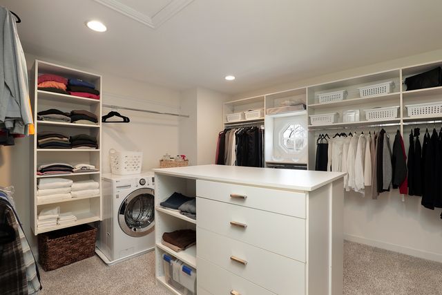 1301 Wendy Drive, Northbrook, IL 60062