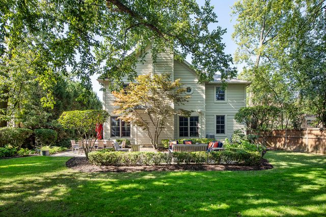 1301 Wendy Drive, Northbrook, IL 60062