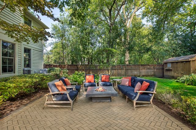 1301 Wendy Drive, Northbrook, IL 60062