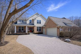 1301 Wendy Drive, Northbrook, IL 60062