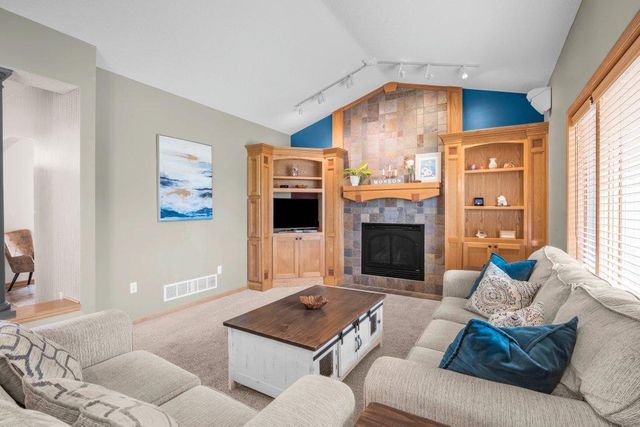 413 139th Lane NW, Andover, MN 55304