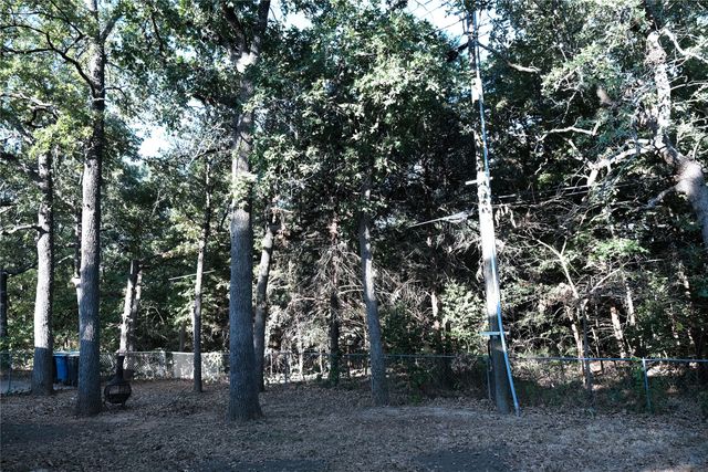 17 Circle Drive, Denison, TX 75021