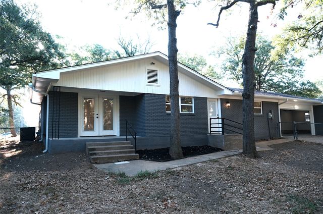 17 Circle Drive, Denison, TX 75021
