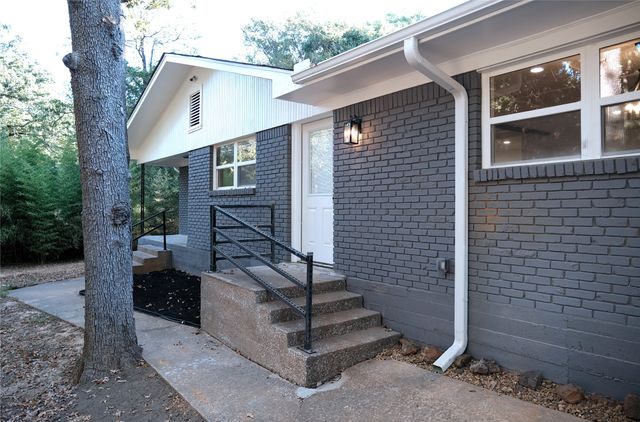 17 Circle Drive, Denison, TX 75021