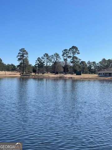 1120 Lakeview Drive, Blackshear, GA 31516