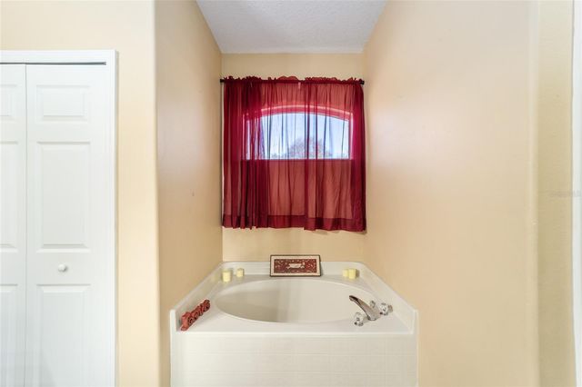 2904 NE 25TH STREET, Ocala, FL 34470