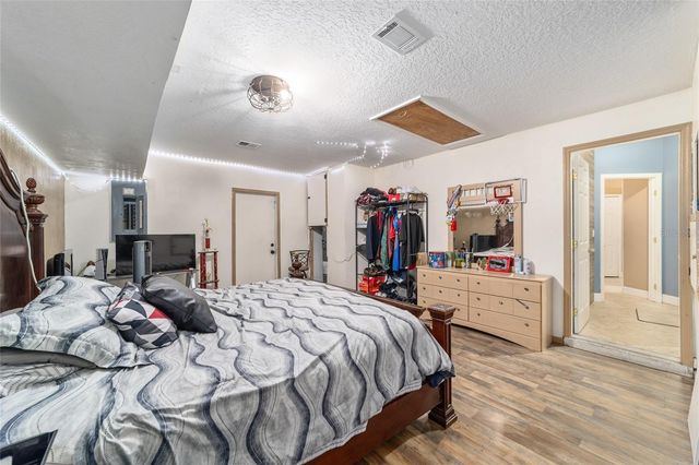 2904 NE 25TH STREET, Ocala, FL 34470