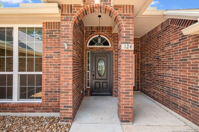 124 County Road 4712, Castroville, TX 78009