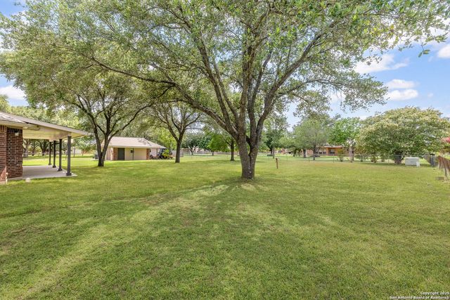 124 County Road 4712, Castroville, TX 78009