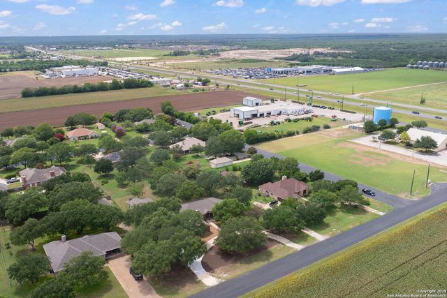 124 County Road 4712, Castroville, TX 78009