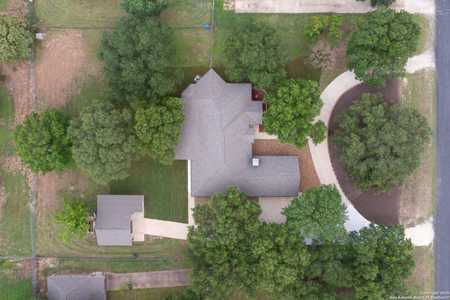 124 County Road 4712, Castroville, TX 78009