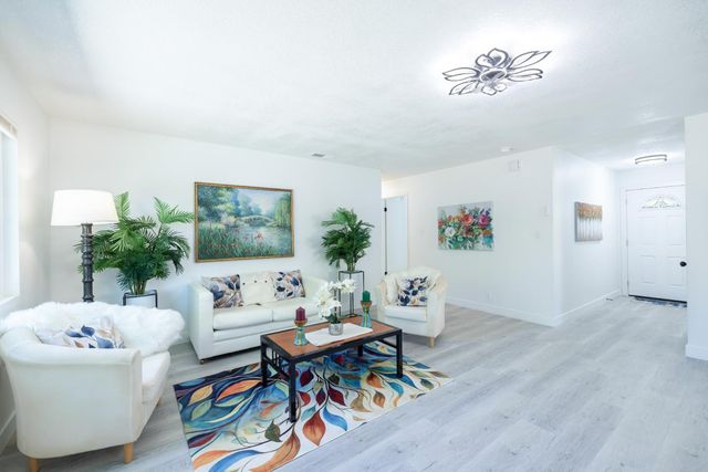 10743 Campana Way, Rancho Cordova, CA 95670