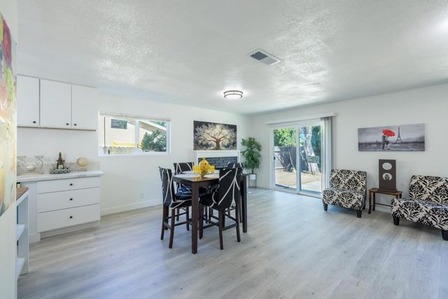 10743 Campana Way, Rancho Cordova, CA 95670