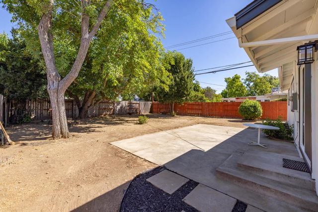 10743 Campana Way, Rancho Cordova, CA 95670