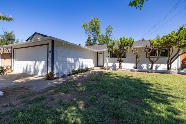 10743 Campana Way, Rancho Cordova, CA 95670