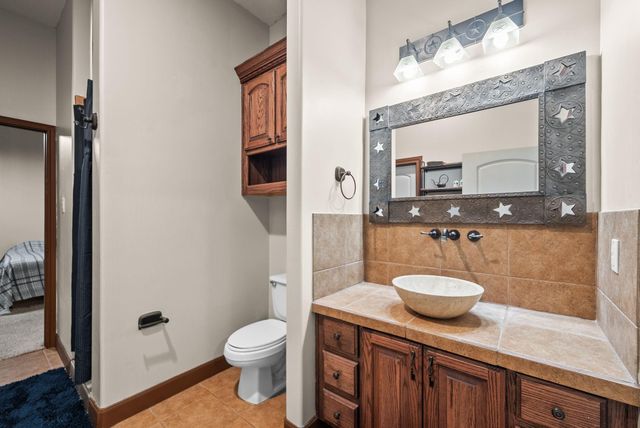 3124 Willow Oak Lane, Sealy, TX 77474
