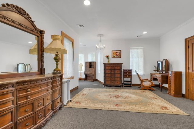 412 E Petty Ln, Winchester, TN 37398