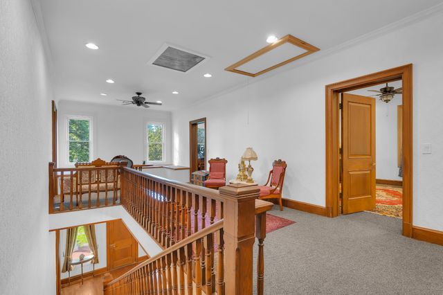 412 E Petty Ln, Winchester, TN 37398