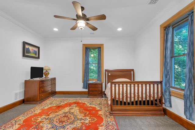 412 E Petty Ln, Winchester, TN 37398