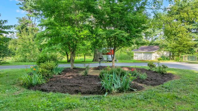 412 E Petty Ln, Winchester, TN 37398