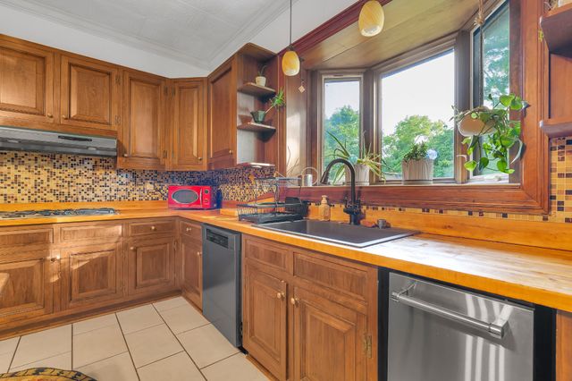 412 E Petty Ln, Winchester, TN 37398