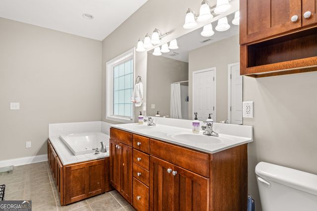 170 Northwoods Drive, Mount Airy, GA 30563