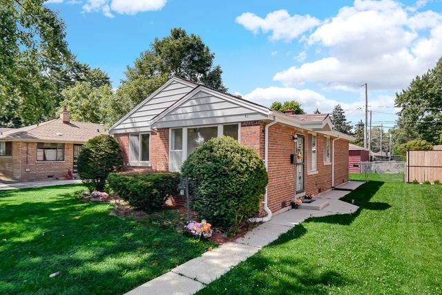 61 W 146th Street, Riverdale, IL 60827