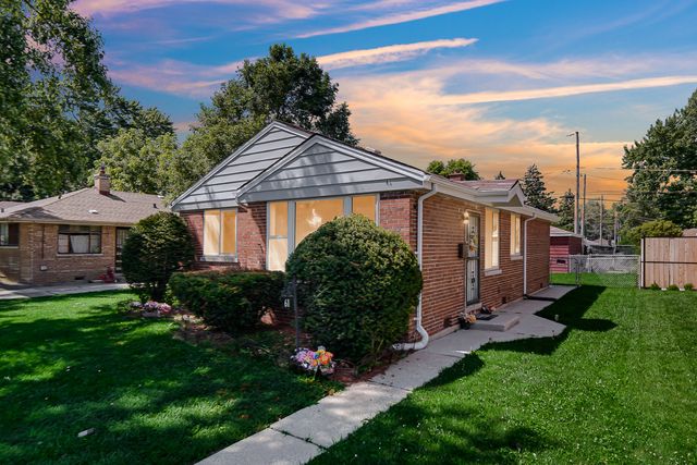 61 W 146th Street, Riverdale, IL 60827