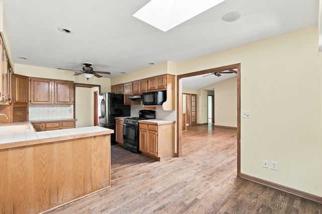4516 Hillside Court, Crystal Lake, IL 60012