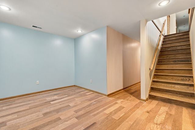 4516 Hillside Court, Crystal Lake, IL 60012
