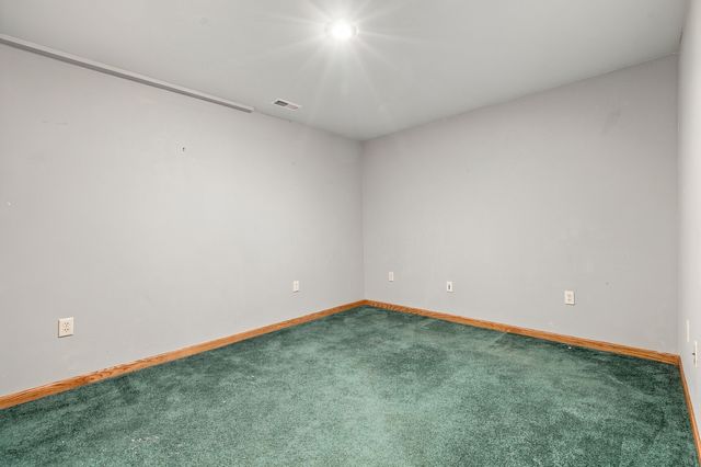 4516 Hillside Court, Crystal Lake, IL 60012