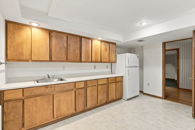 4516 Hillside Court, Crystal Lake, IL 60012