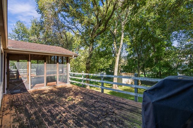 4516 Hillside Court, Crystal Lake, IL 60012