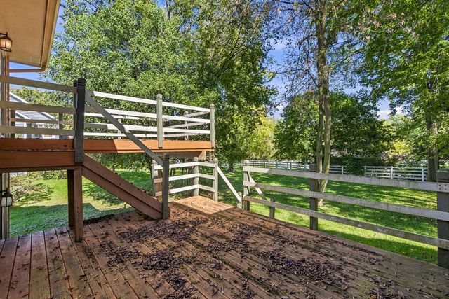 4516 Hillside Court, Crystal Lake, IL 60012