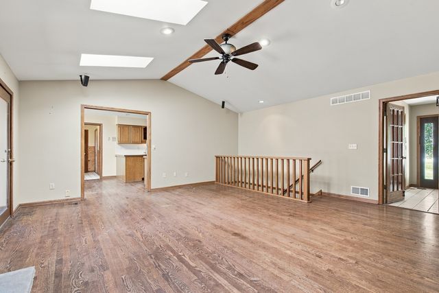 4516 Hillside Court, Crystal Lake, IL 60012